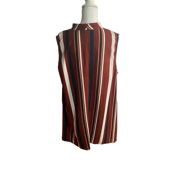 AX Paris Curve European Striped Sleeveless Hi-Low Hem Tunic - Picture 4 of 7
